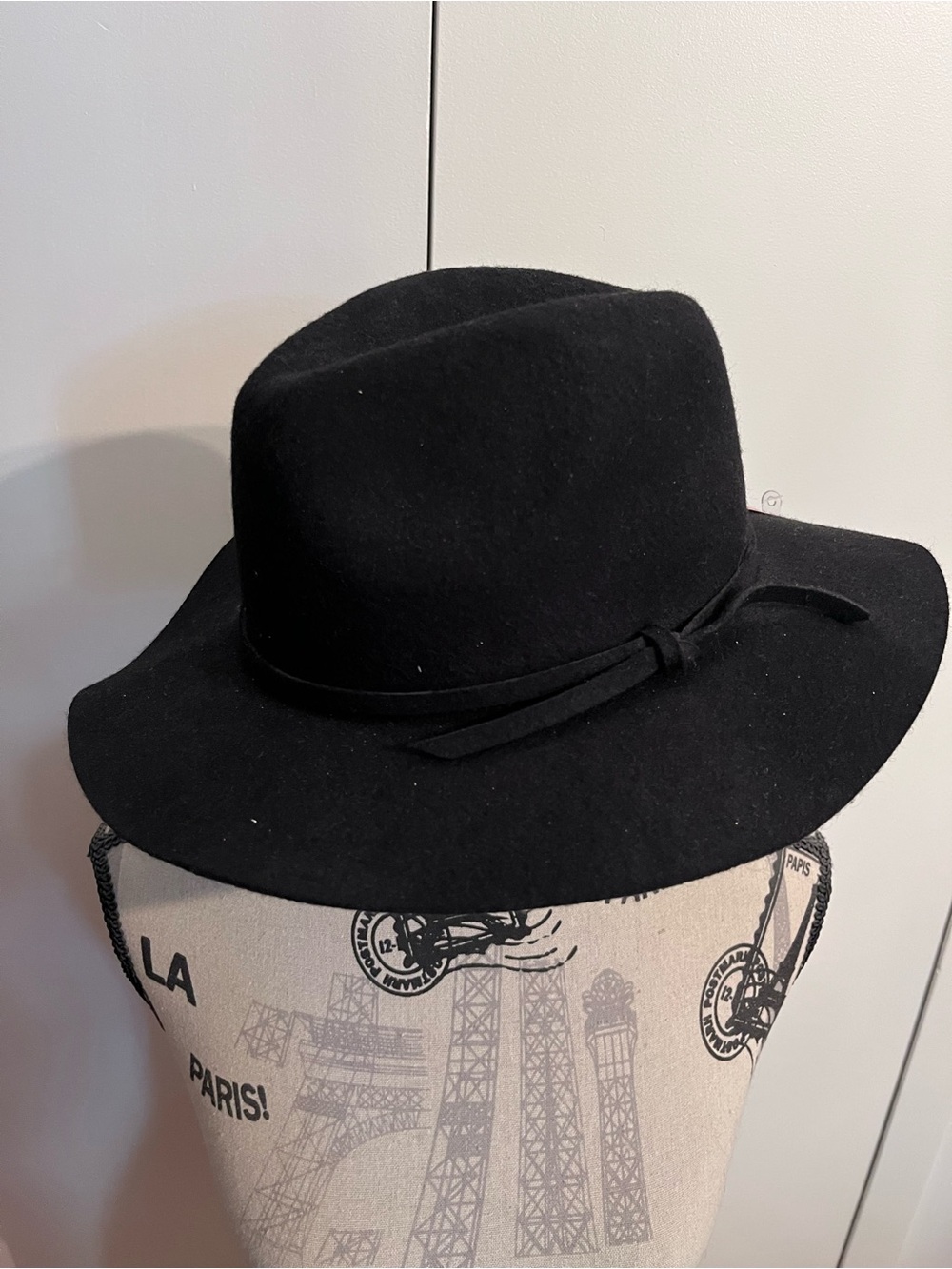 Joe Fresh Black Felt Wide-Brim Hat